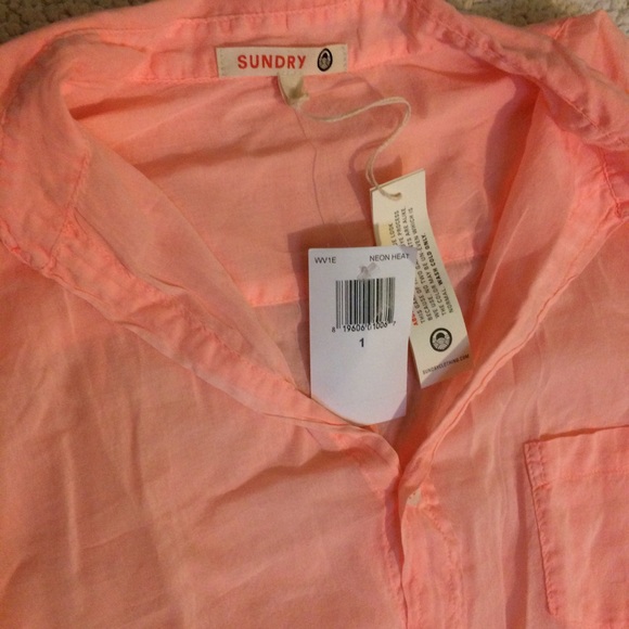 - sale 🎉 NWT Sundry coral pink button down shirt - Picture 2 of 5